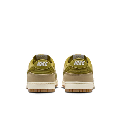 Nike Men's Dunk Low Sneakers