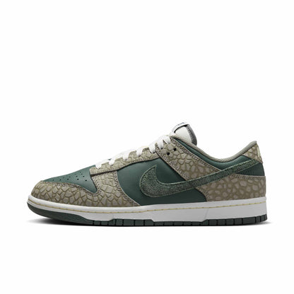 Nike Men's Dunk Low Retro Premium Sneakers