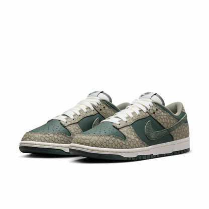 Nike Men's Dunk Low Retro Premium Sneakers
