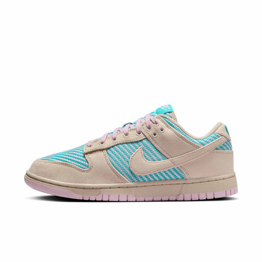 Nike Women's Dunk Low Sneakers