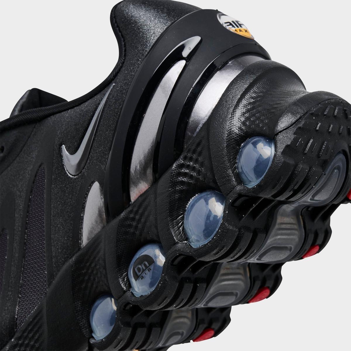 [hf5509-002] Womens Nike Air Max Dn8 'black Metallic Dark Grey'