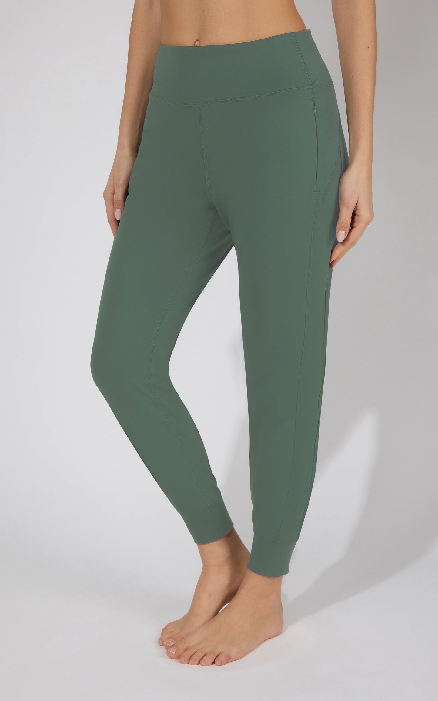 Interlock Zipper Pockets Greenwich Jogger - Our Linen Story