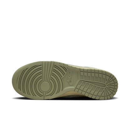 Nike Women's W Dunk Low Sneakers