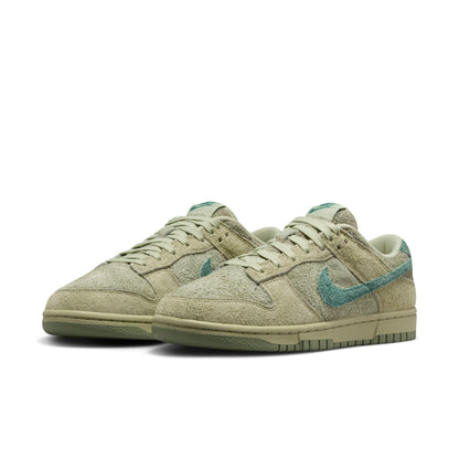 Nike Women's W Dunk Low Sneakers