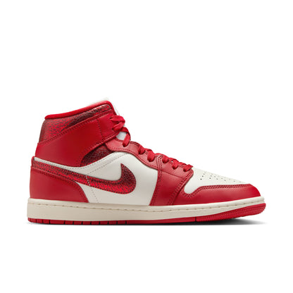 Air Jordan Women's Retro 1 Mid Se Sneakers