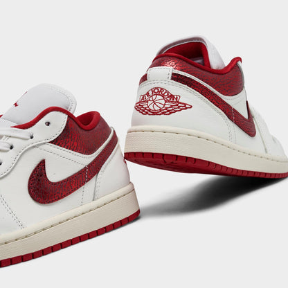 [hj9338-106] Womens Air Jordan Retro 1 Low 'ruby'