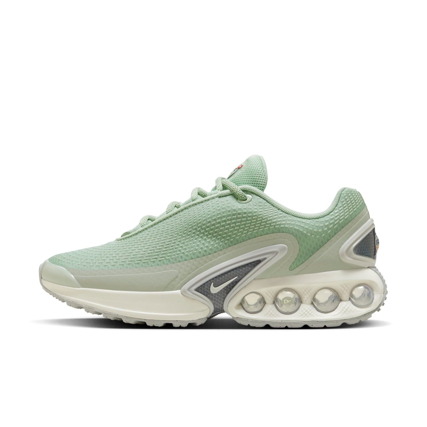 Nike Women's Air Max Dn Se Sneakers