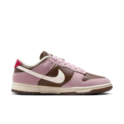 Nike Women's Dunk Low Sneakers