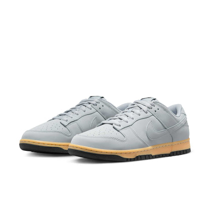Nike Men's Dunk Low Retro Se Sneakers