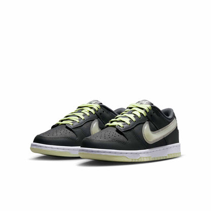 Nike Grade School Gs Dunk Low Sneakers