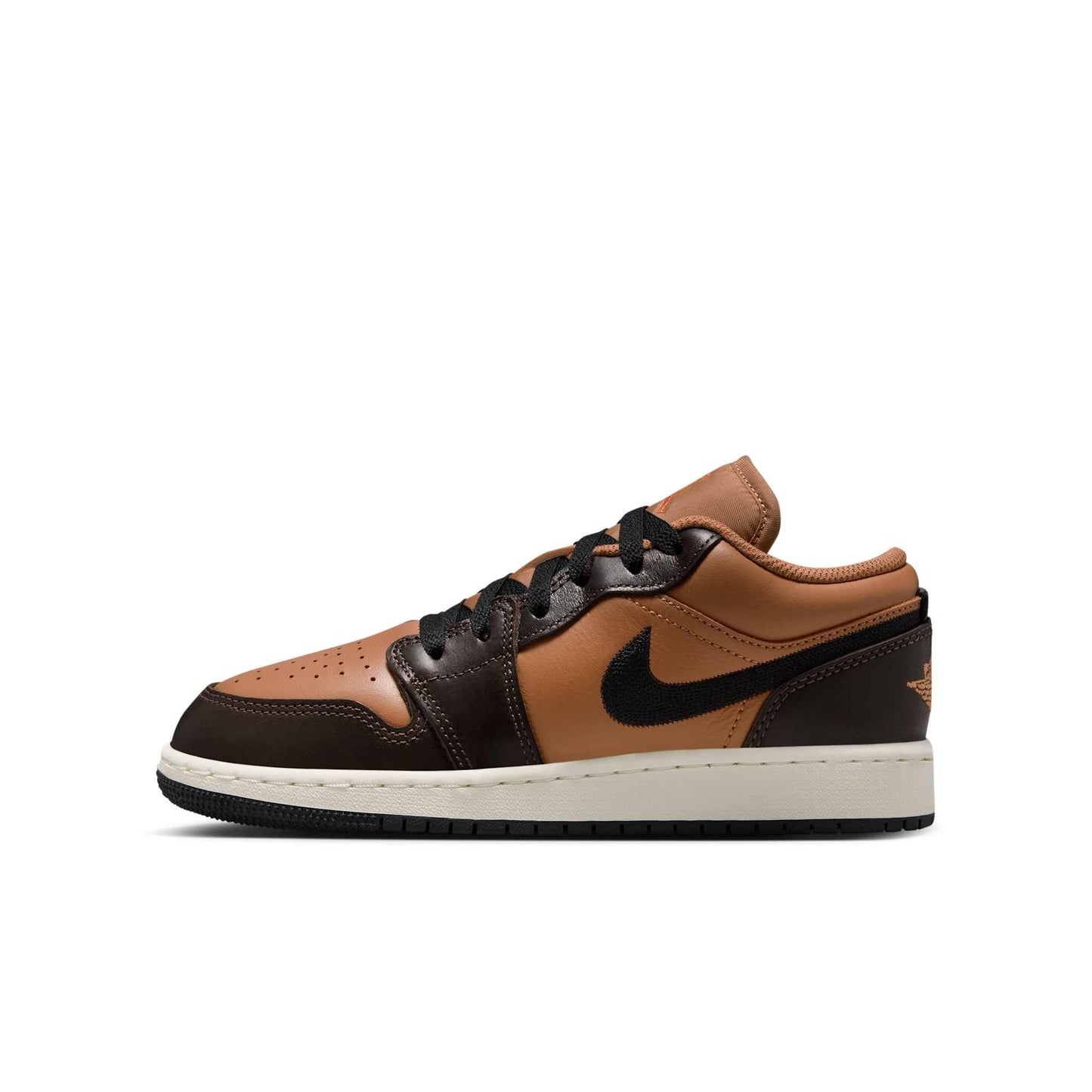 Grade School Air Jordan Retro 1 Low Se 'Flax Baroque Brown' (Gs)