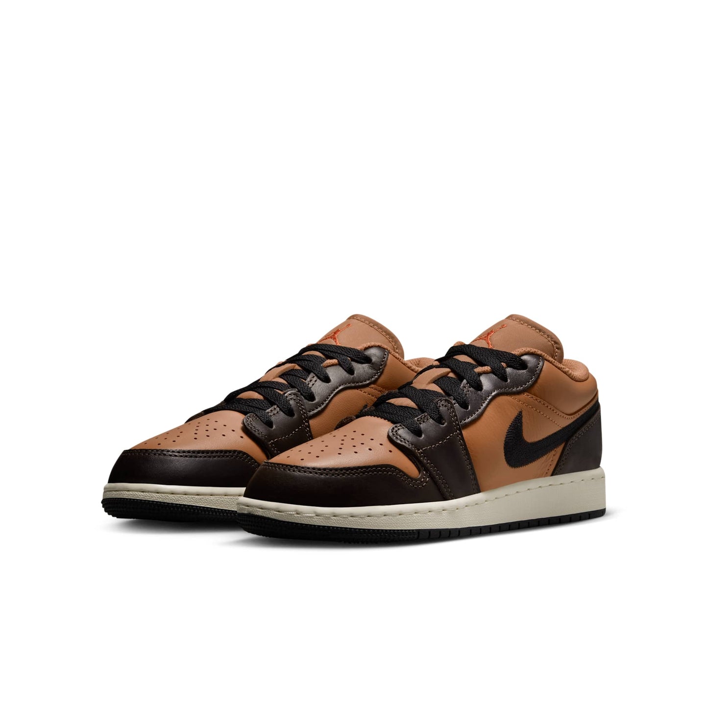 Grade School Air Jordan Retro 1 Low Se 'Flax Baroque Brown' (Gs)