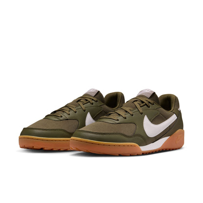 [hq4502-200] Mens Nike Terra Manta