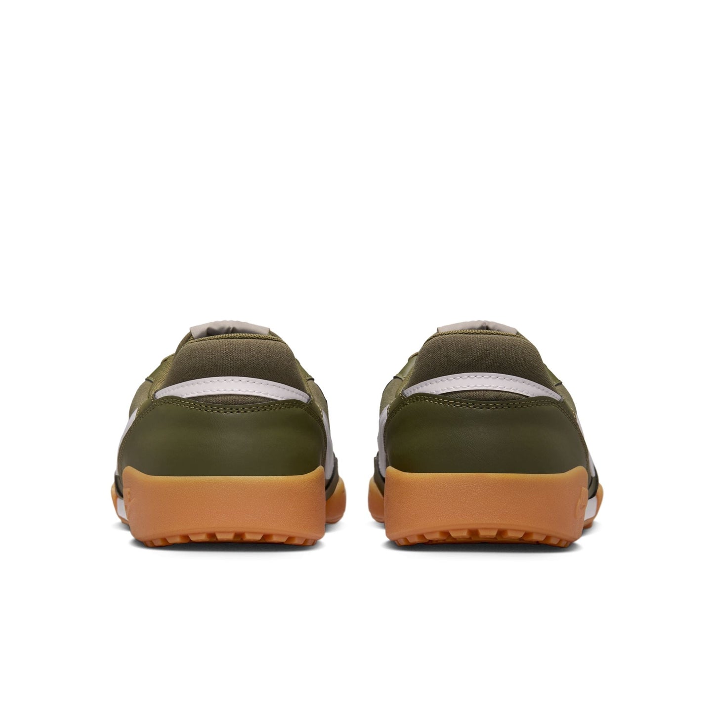 [hq4502-200] Mens Nike Terra Manta