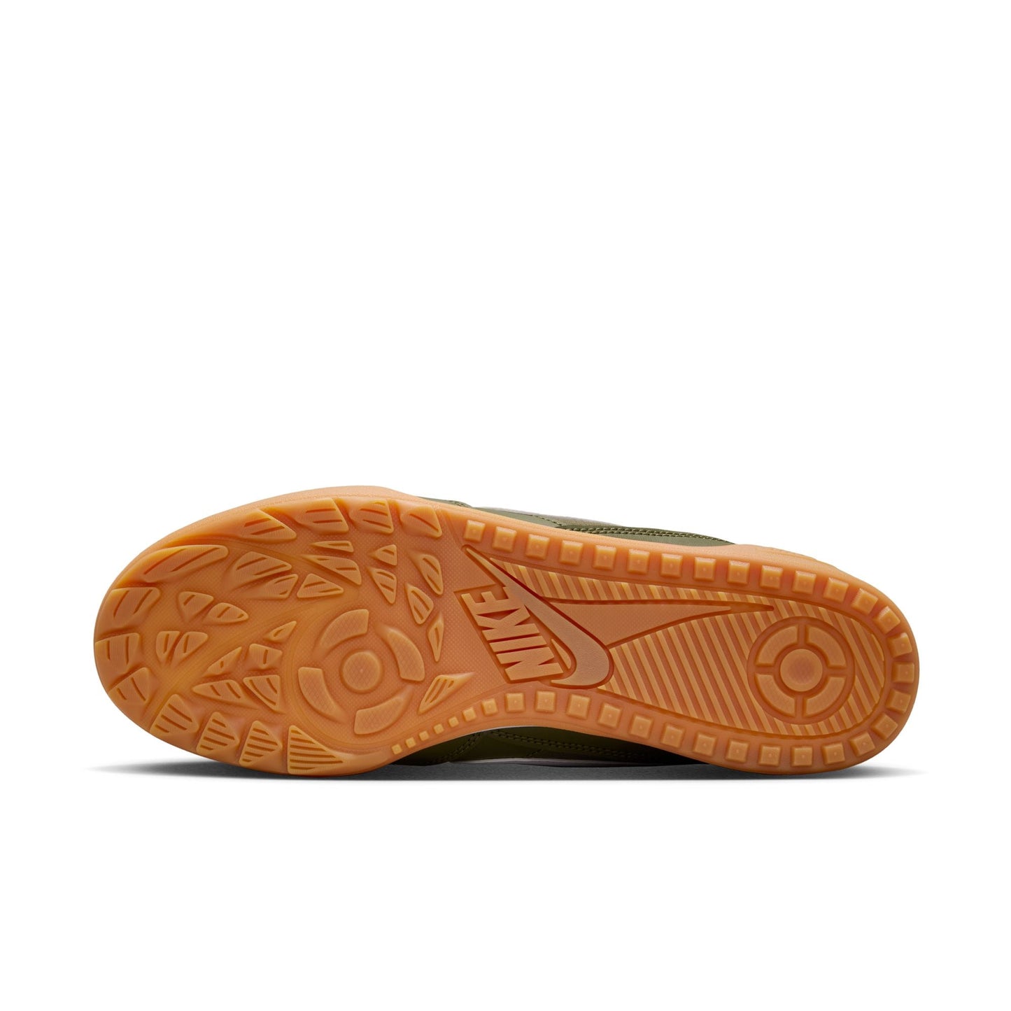 [hq4502-200] Mens Nike Terra Manta