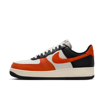Nike Men's Air Force 1 '07 Lv8 Sneakers