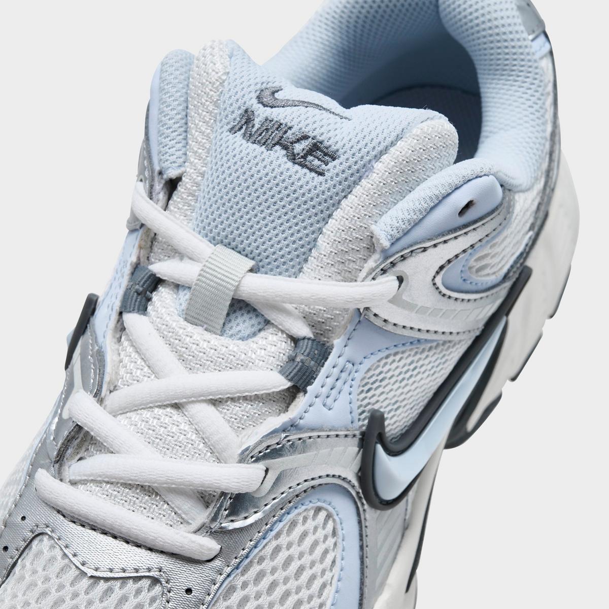 Nike Women's V5 RNR Summit White/Blue Tint/Photon Dust