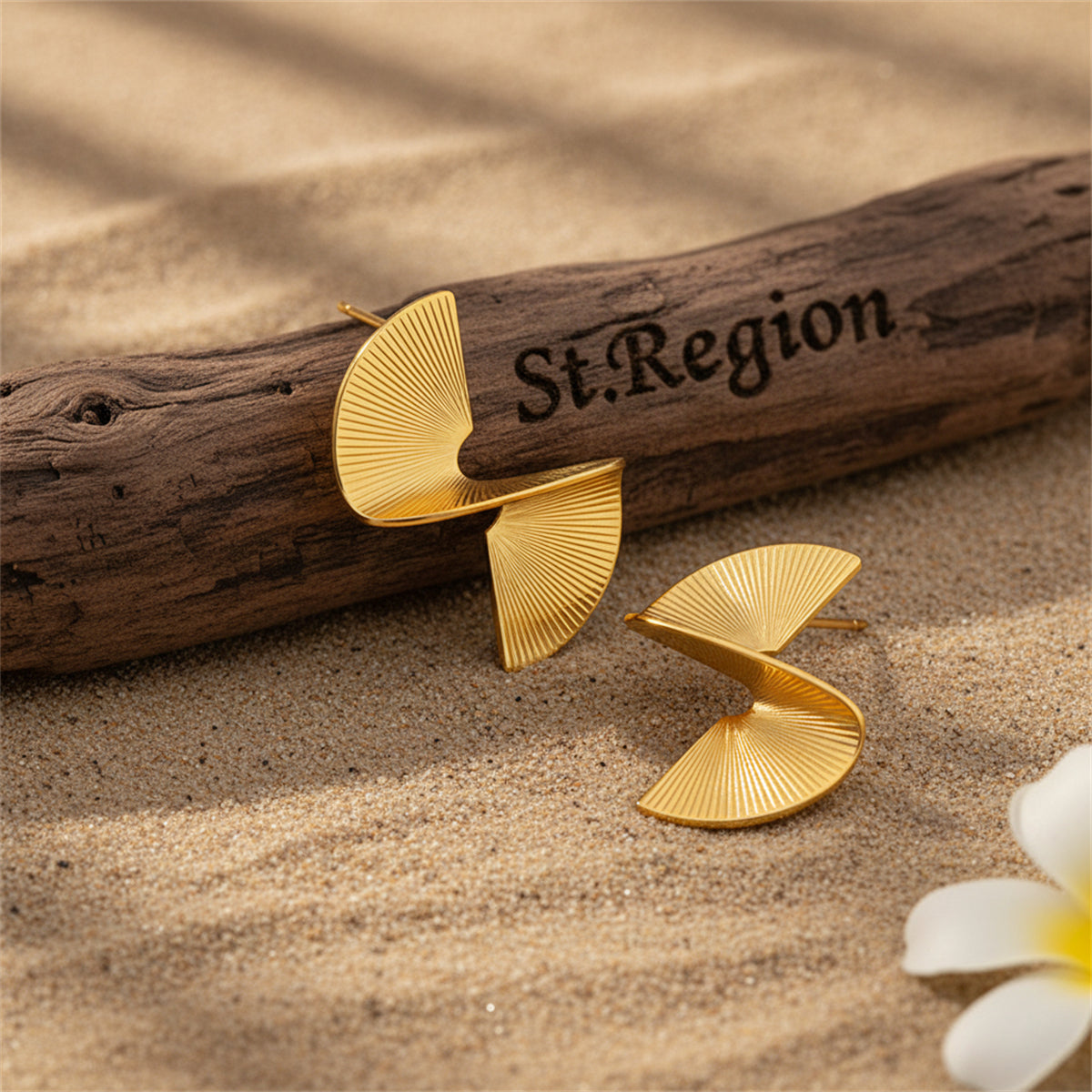 Goldtone 3D Spinning Stud Earrings