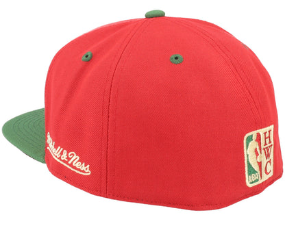 Mitchell & Ness Men's NBA Chicaco Bulls Nightmare Fitted Fitted Caps