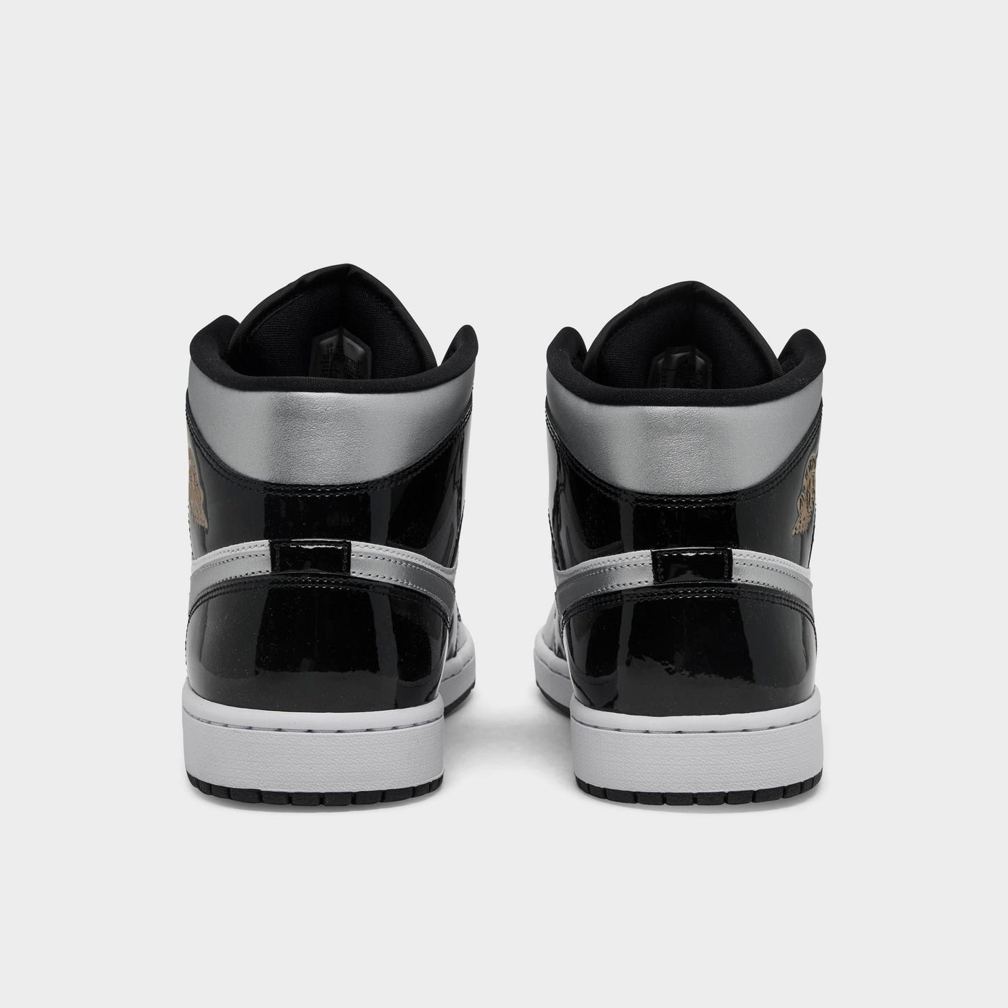 [hv0789-010] Mens Air Jordan Retro 1 Mid Se 'patent Black White'