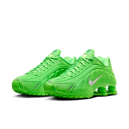Nike Women's Shox R4 'Green Strike' Shoes