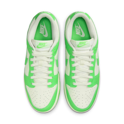 Nike Women's W Dunk Low Sneakers