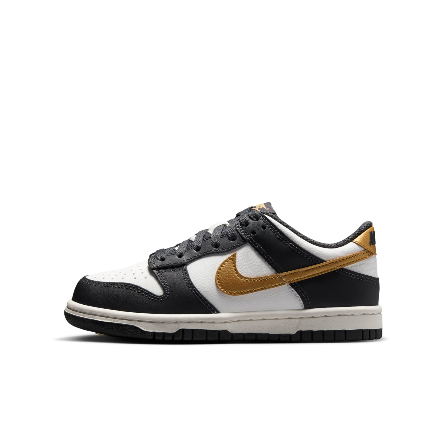 Nike Grade School Gs Dunk Low Sneakers