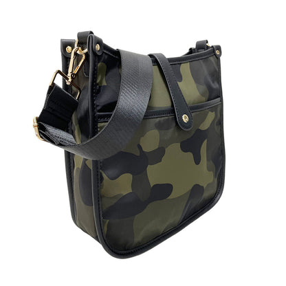 Threaded Pear Sara Courier | Choose Your Strap