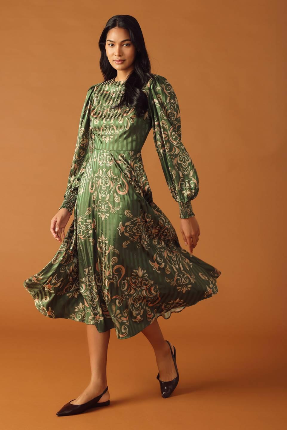 Moments of Clarity Woven Midi Dress