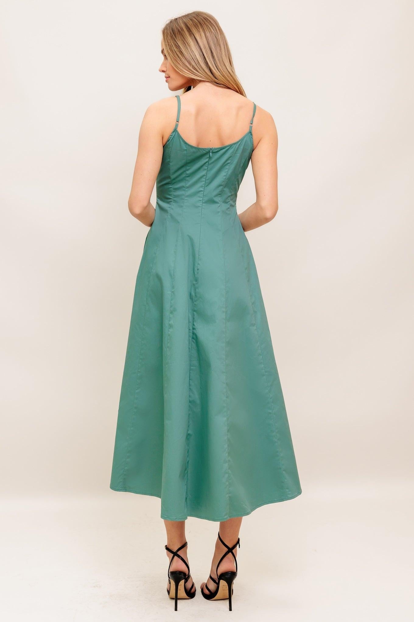 Verde Elegante Woven Midi Dress
