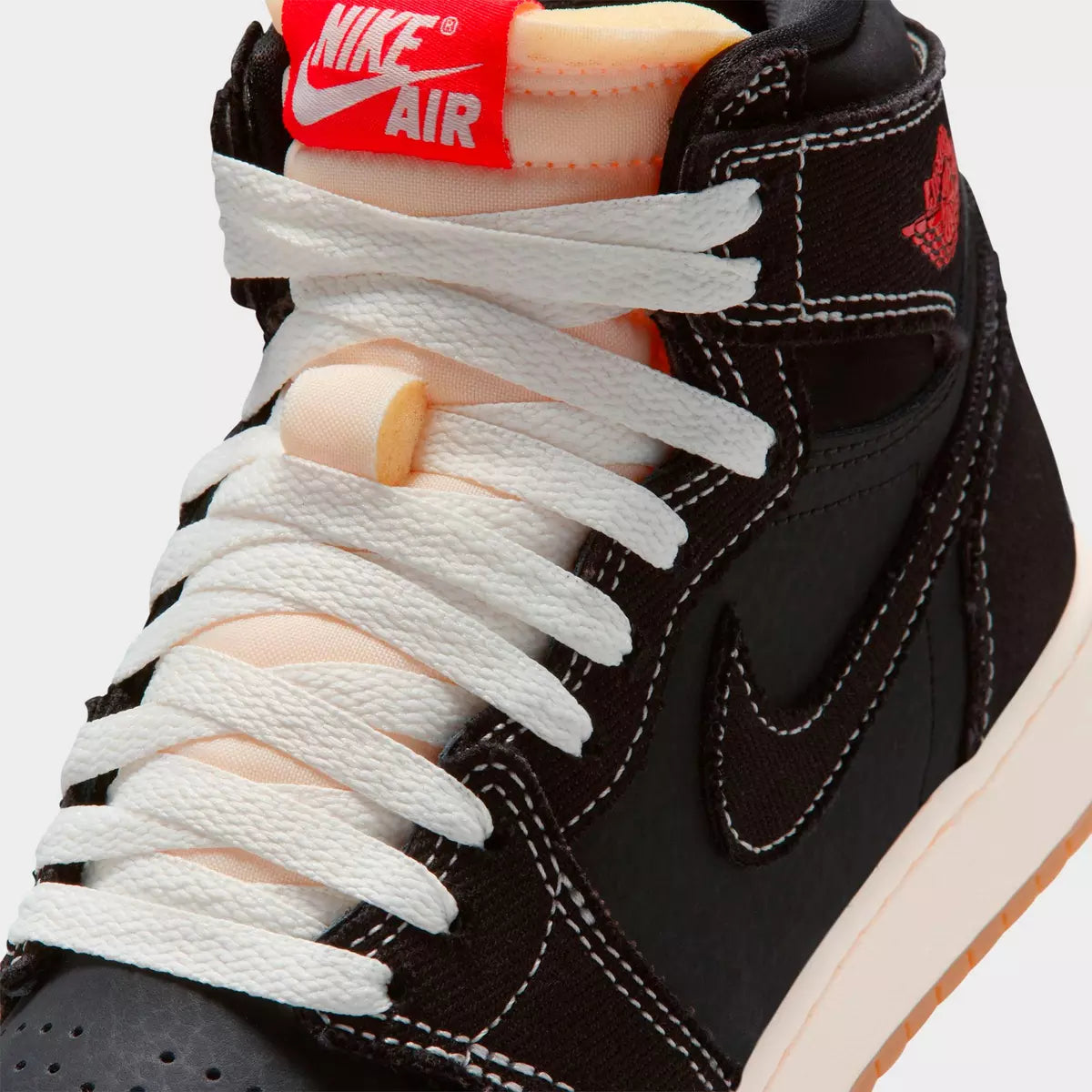 Grade School Air Jordan 1 Retro High OG - Flight Club
