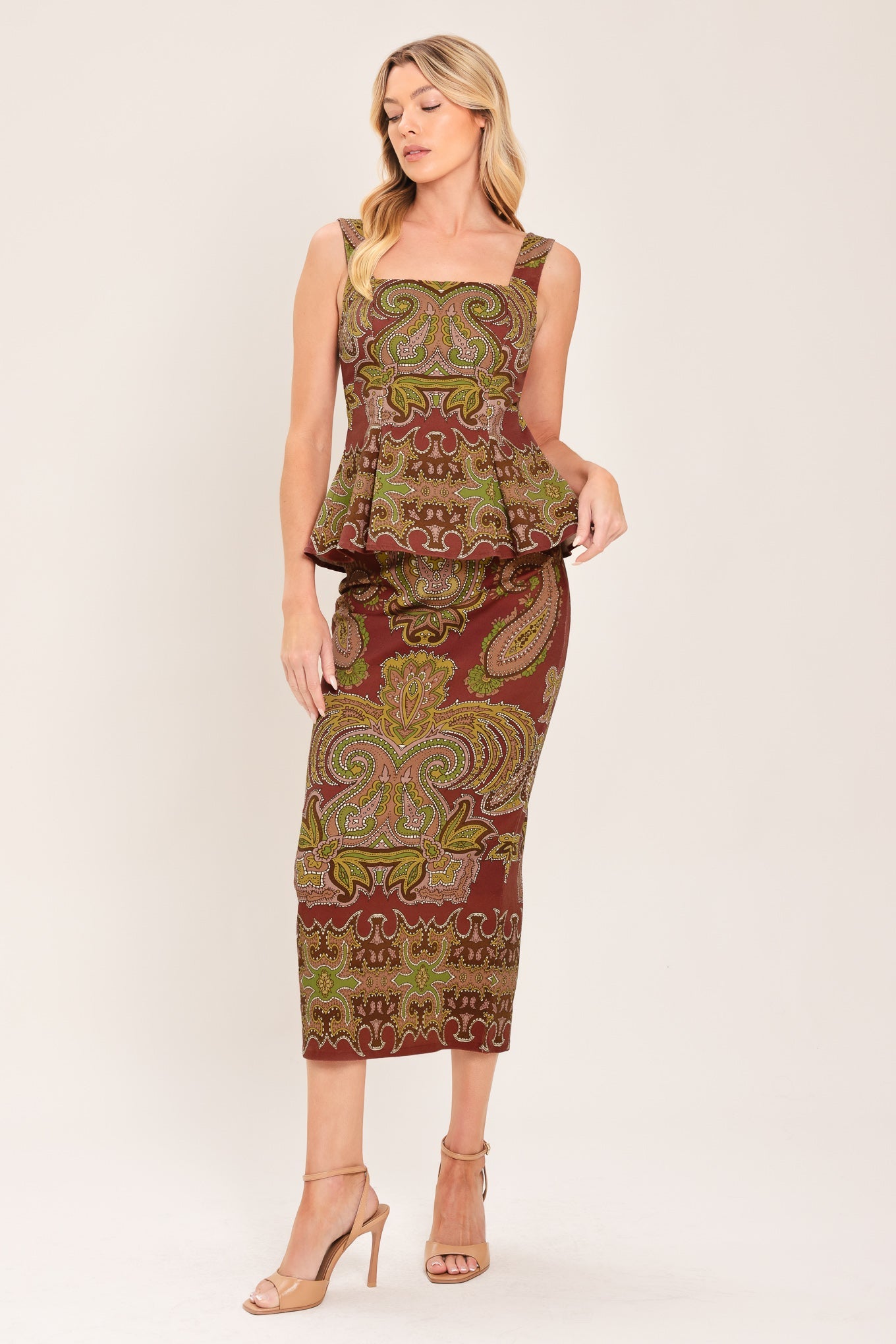 Rustic Medallion Woven Pencil Skirt