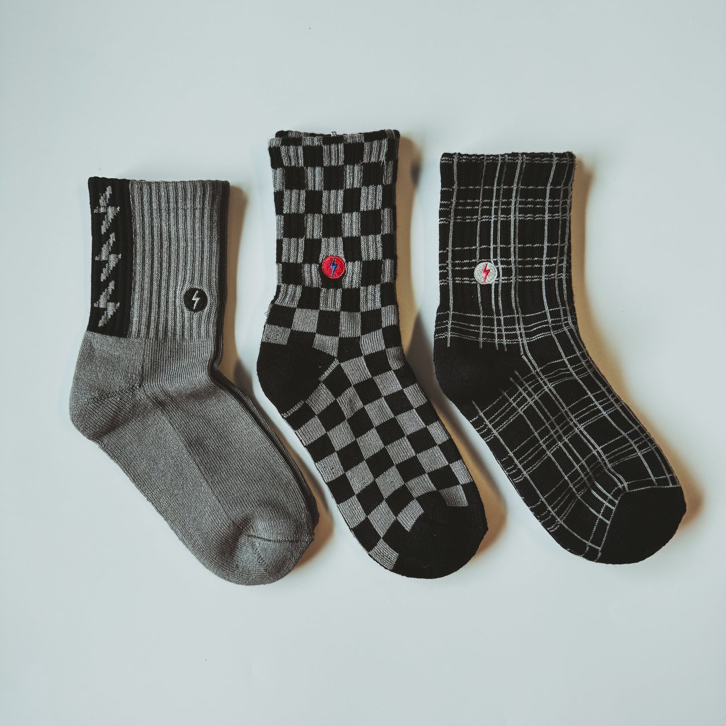 Grey / Black-