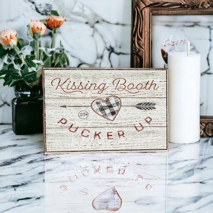 Kissing Booth by Gia Roma