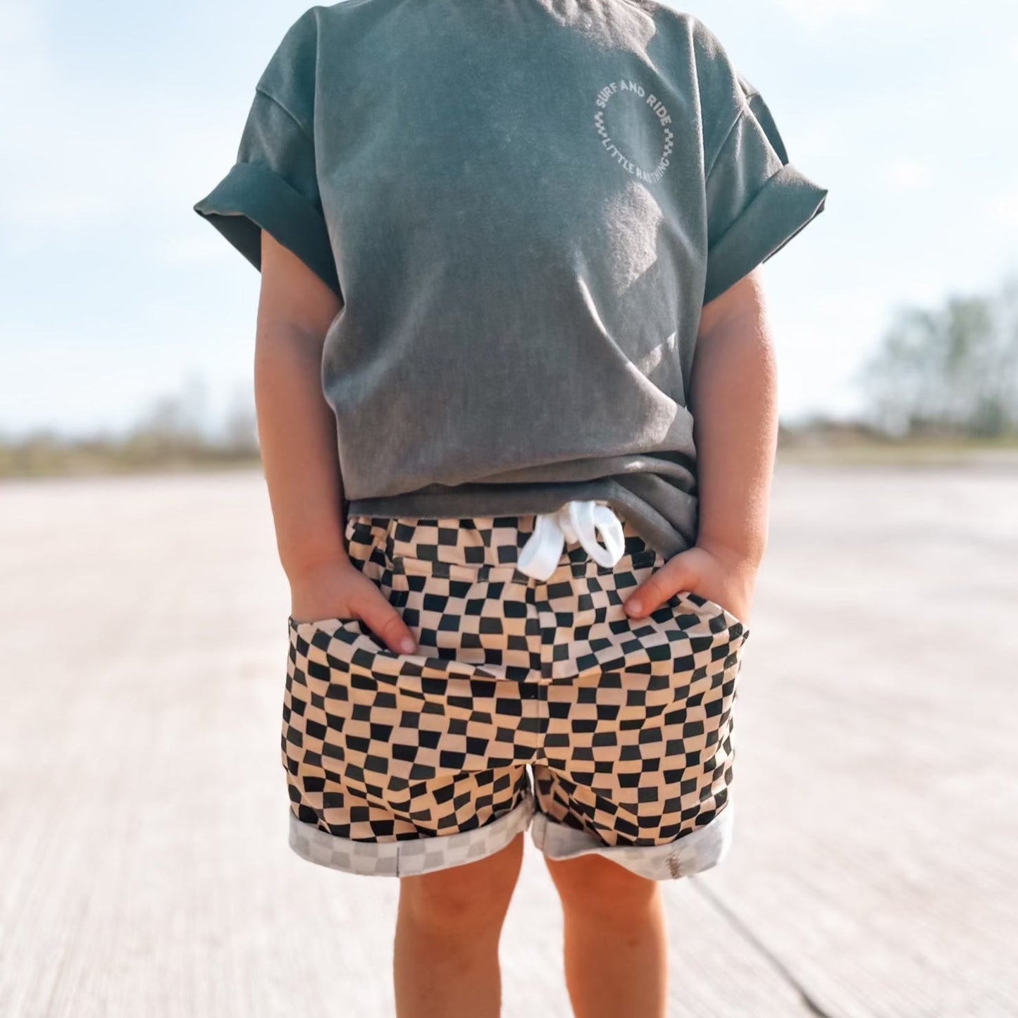 BROWN / BEIGE-