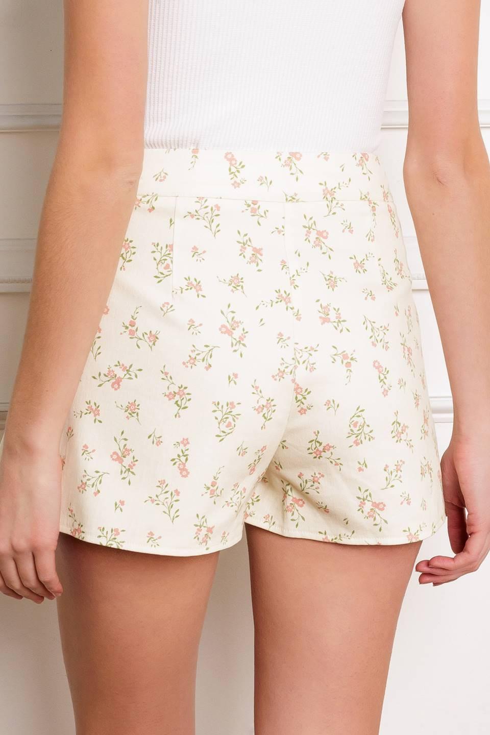 Way to Go Woven Skort