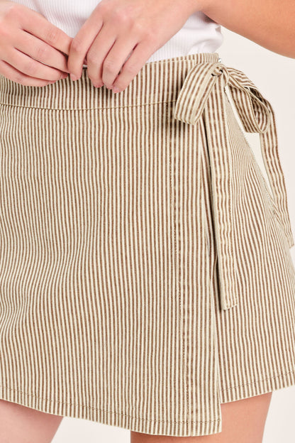 Modern Stripe Woven Skort