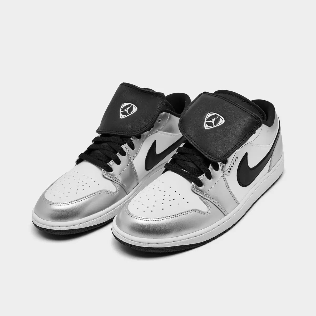 Air Jordan Men's Retro 1 Low SE - Metallic Silver/Tiempo