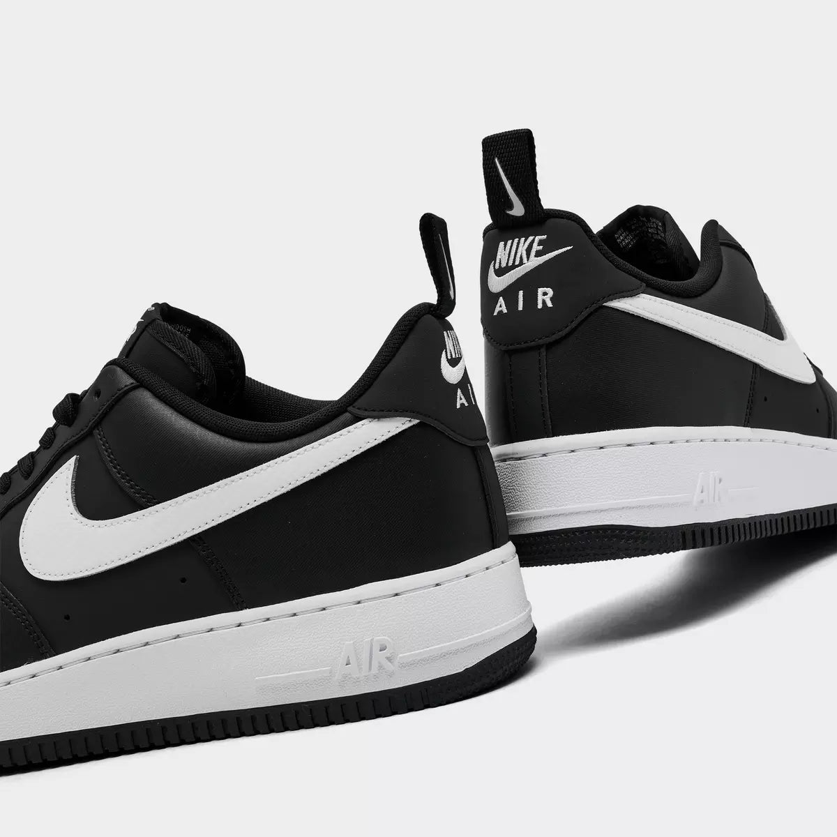 Nike Men's Air Force 1 '07 Tech Black