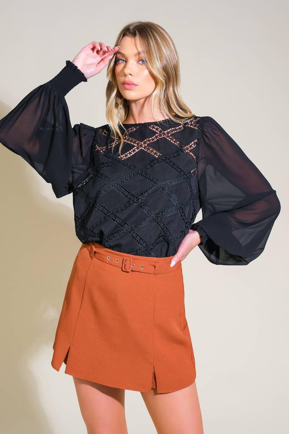 Weekend Wanderer Woven Top