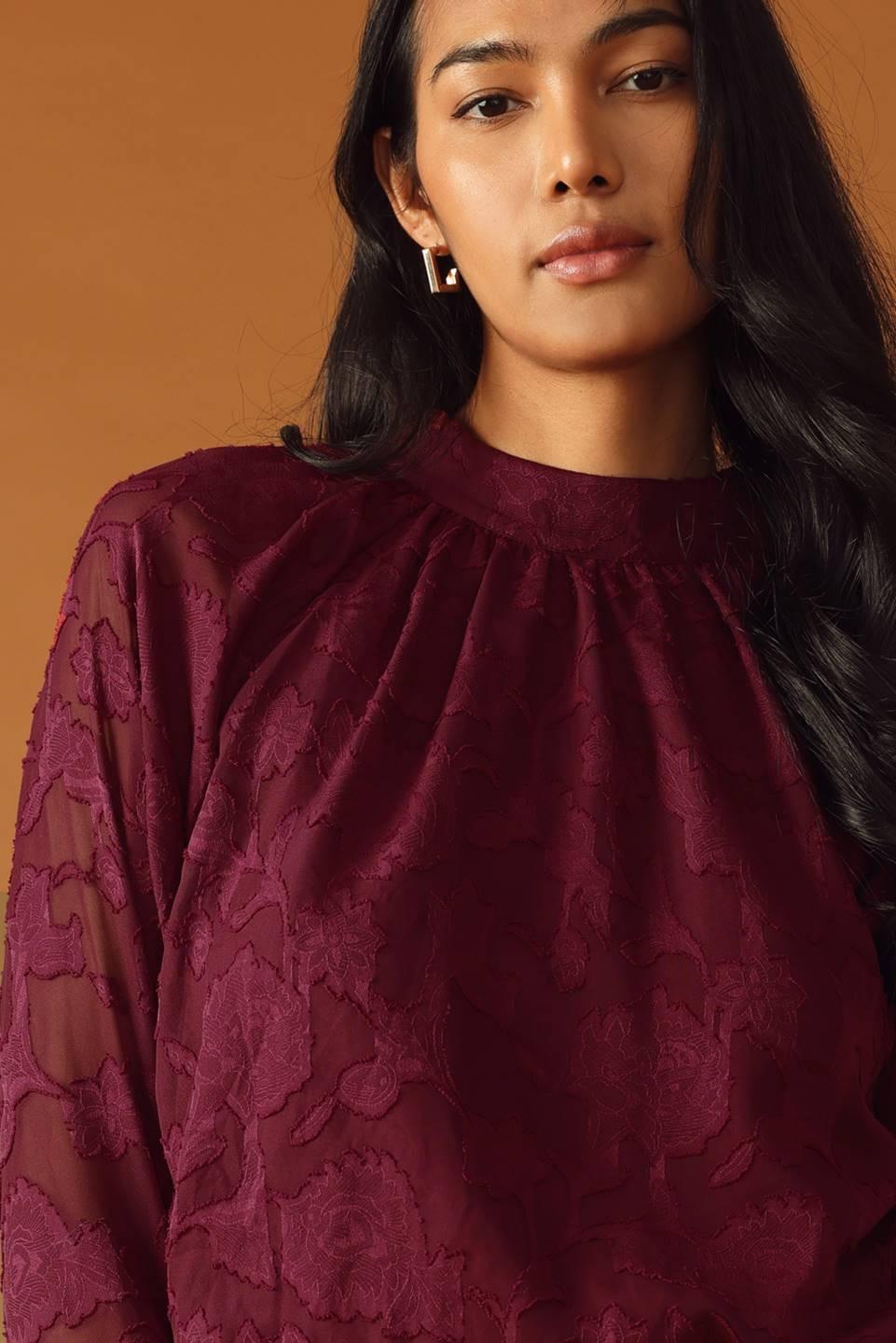 Solaris Dream Woven Top