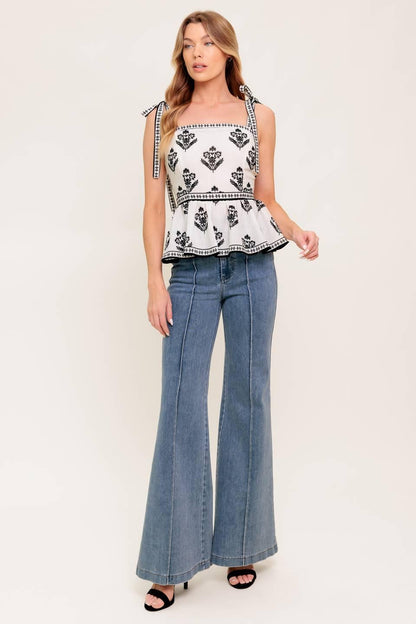 Serene Kiss Woven Top