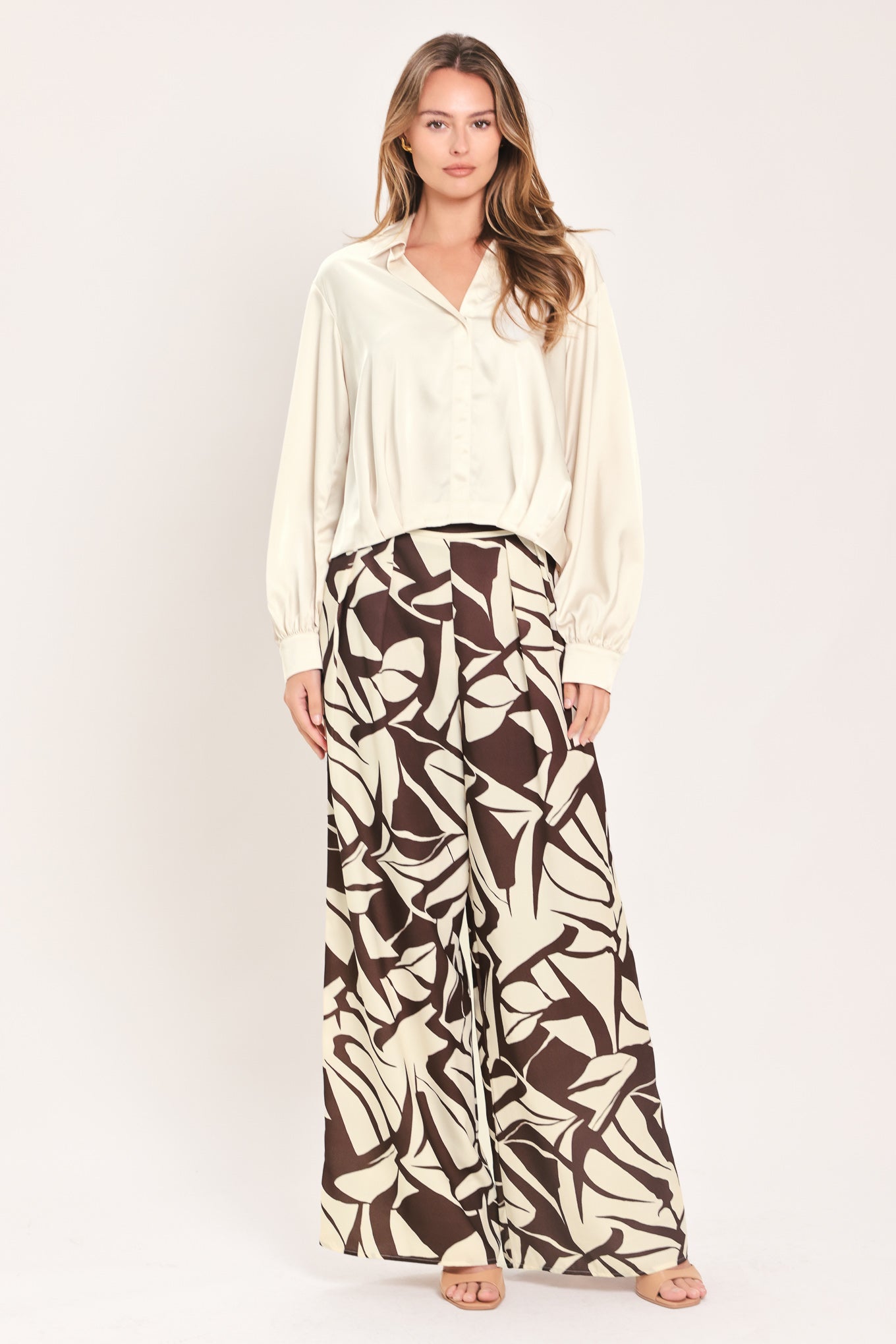Candlelight Collar Grace Woven Top