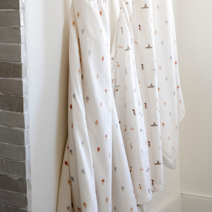 HOODED TOWELS