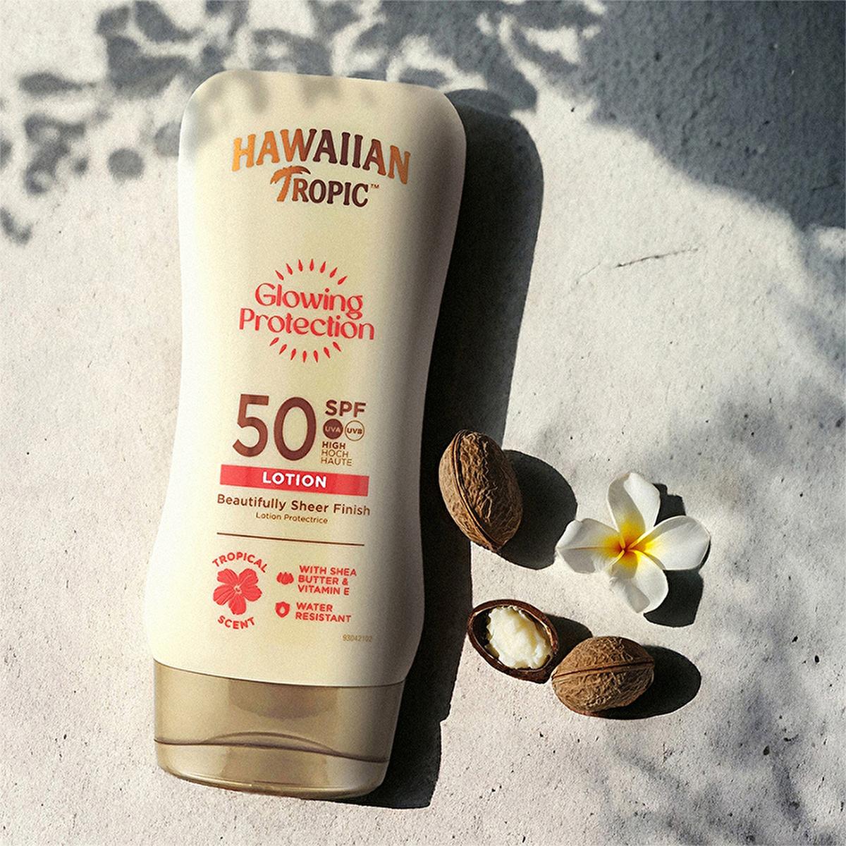Hawaiian Tropic Glowing Protection SPF 50 Sunscreen Lotion - UVA/UVB, Vegan & Cruelty-Free, Moisturizing - 6.09 fl oz