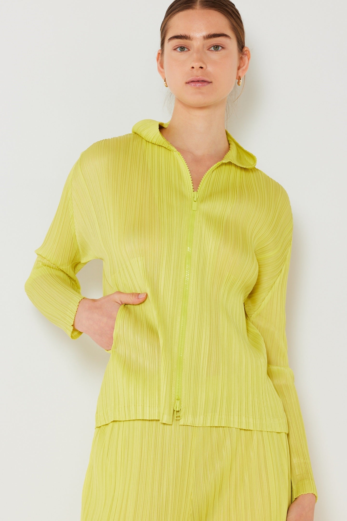 Marina West J01HD Pleated Two-Way Zipper Hooded Jacket