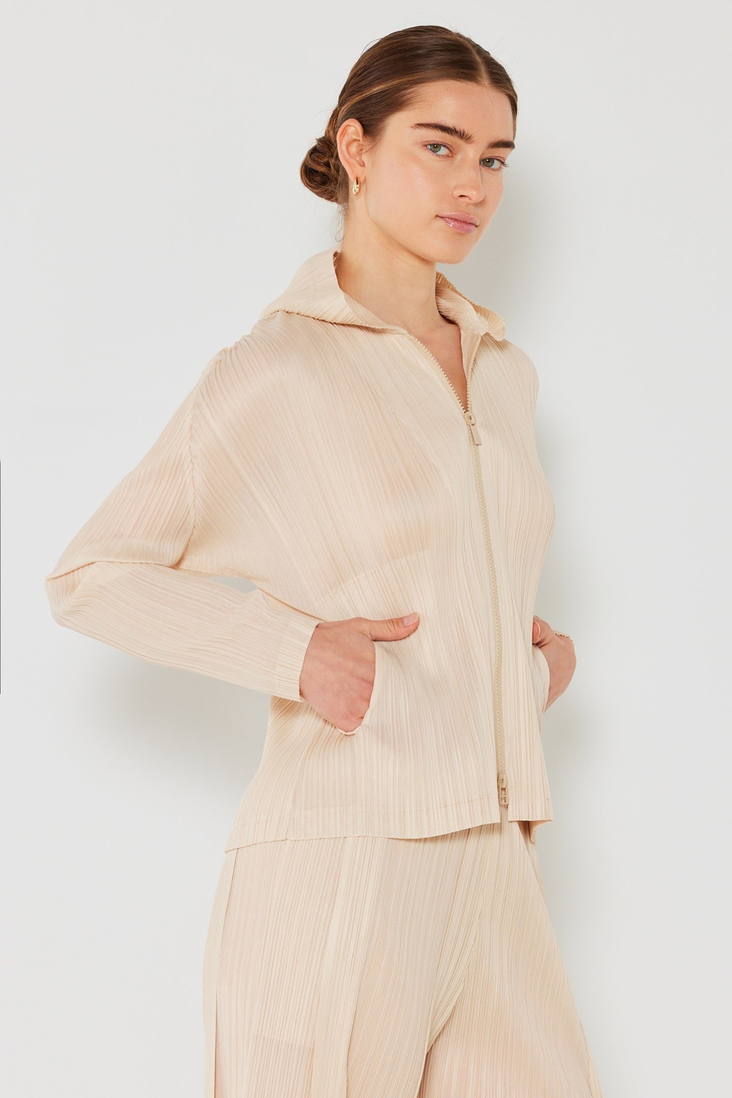 Marina West J01HD Pleated Two-Way Zipper Hooded Jacket