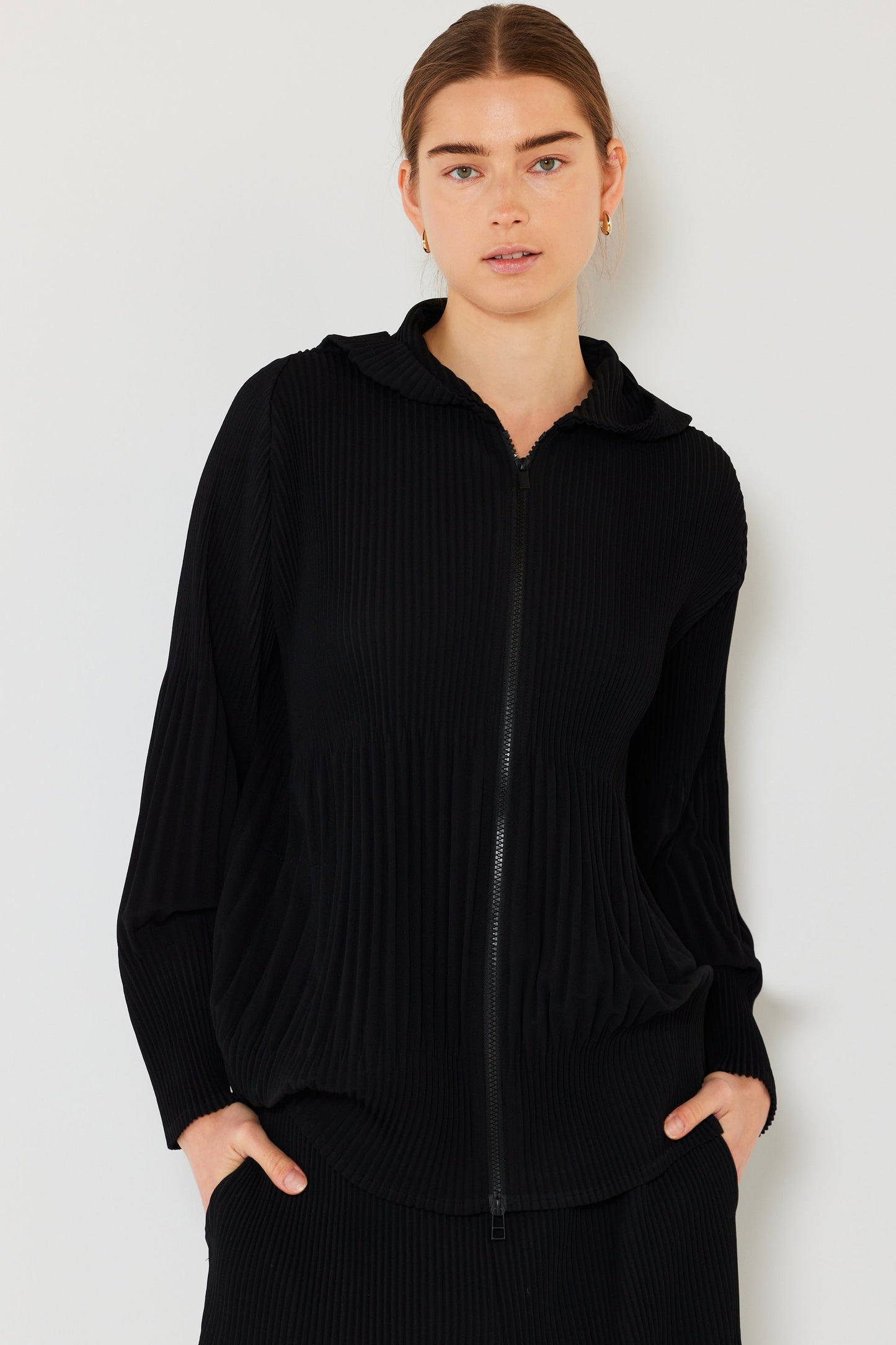 Marina West Pleated Unisex Plissé Jacket with 2-Way Zipper (J05HD) - Black