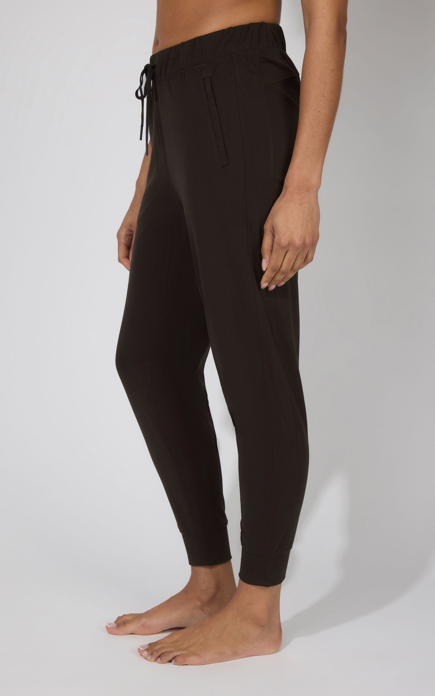 Lux Avenue Side Pocket Jogger