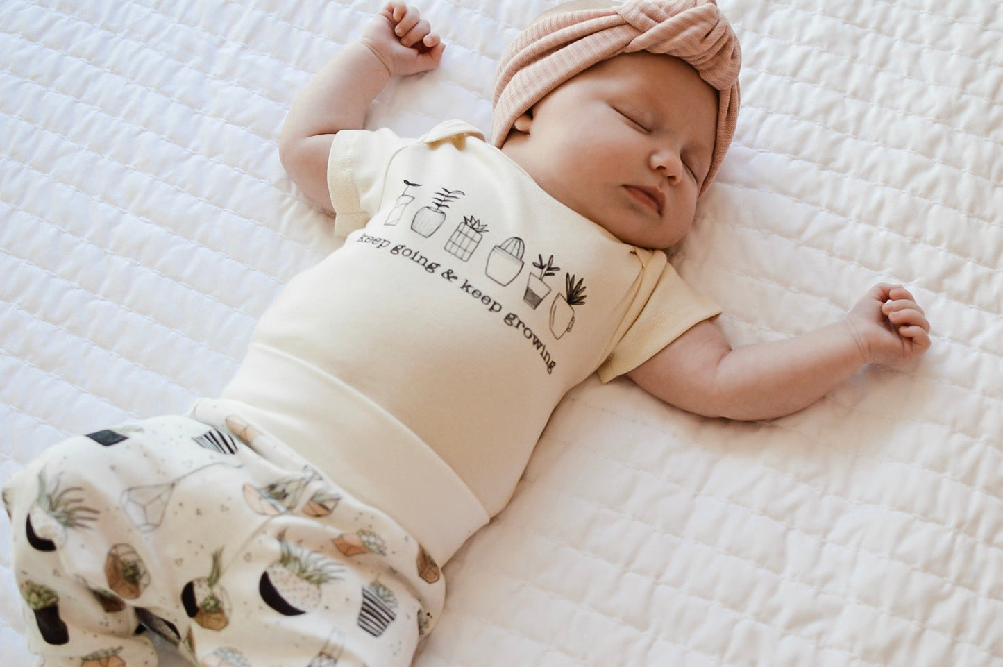 Tenth & Pine Keep Going & Keep Growing Organic Cotton Baby Bodysuit